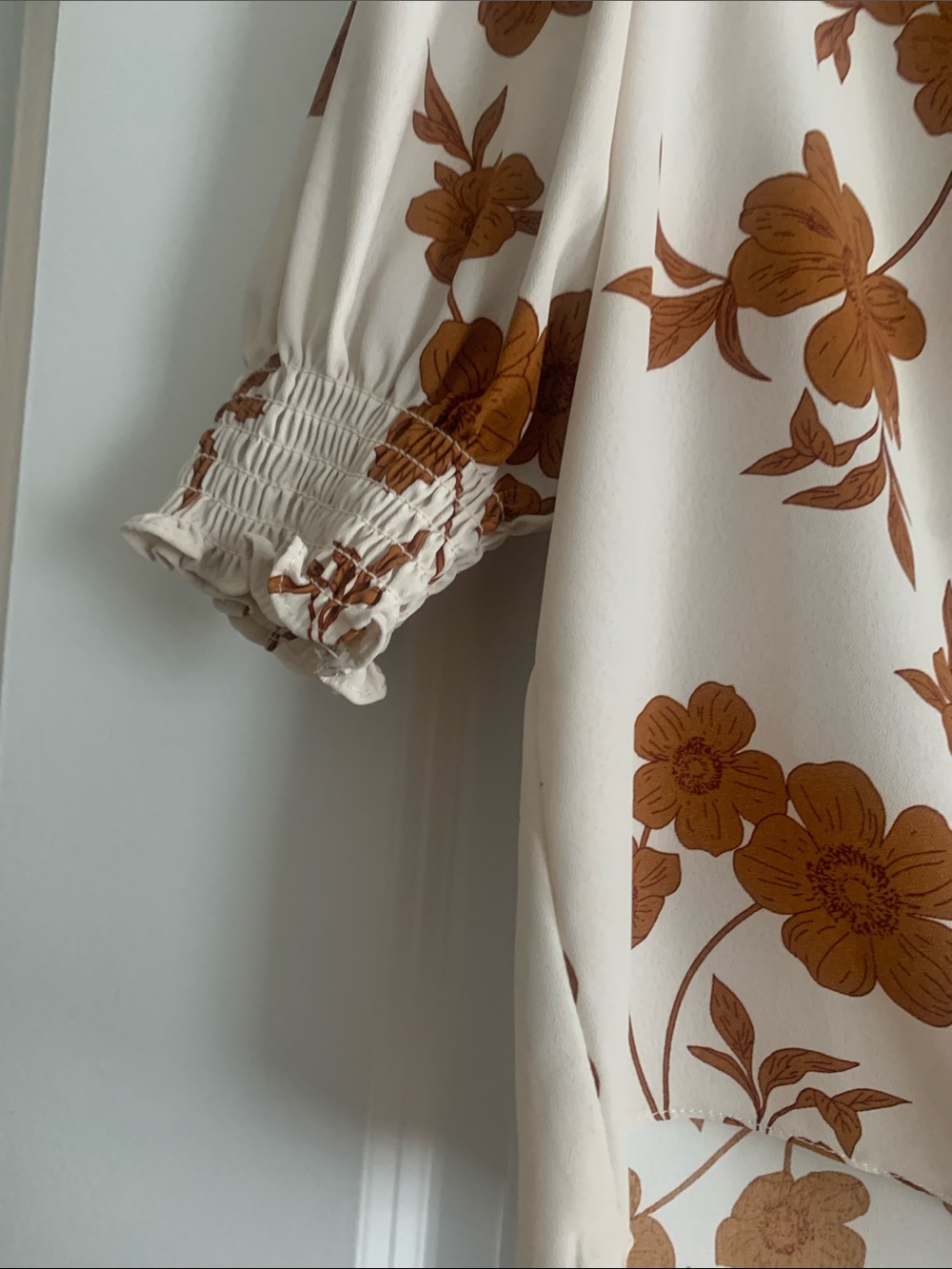 Sanctuary Cream Blouse with Brown Floral Print - Picture 4 of 6